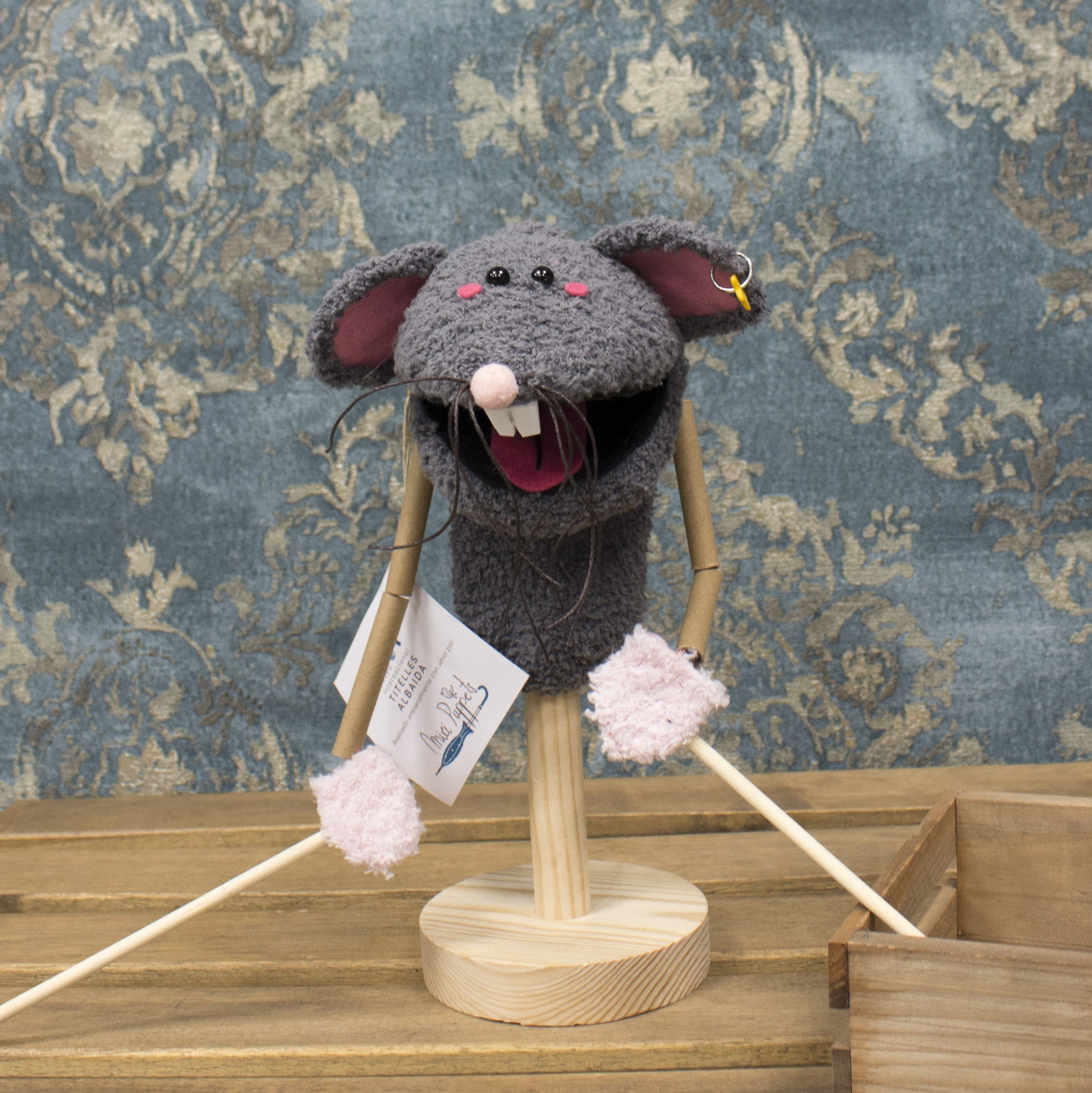 mouse puppet